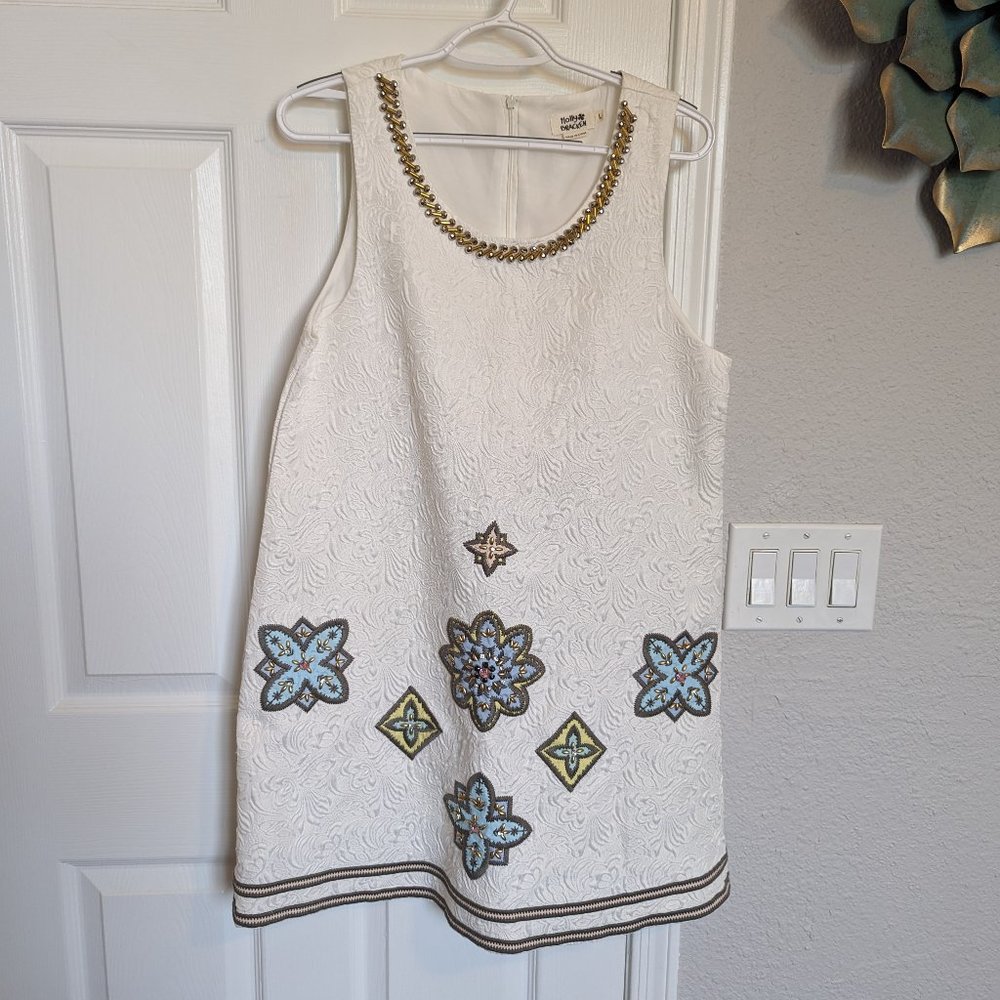 GROOVY 60s MOD! Sleeveless Beaded Brocade MINI Dress! | 10 | White - Picture 2 of 12